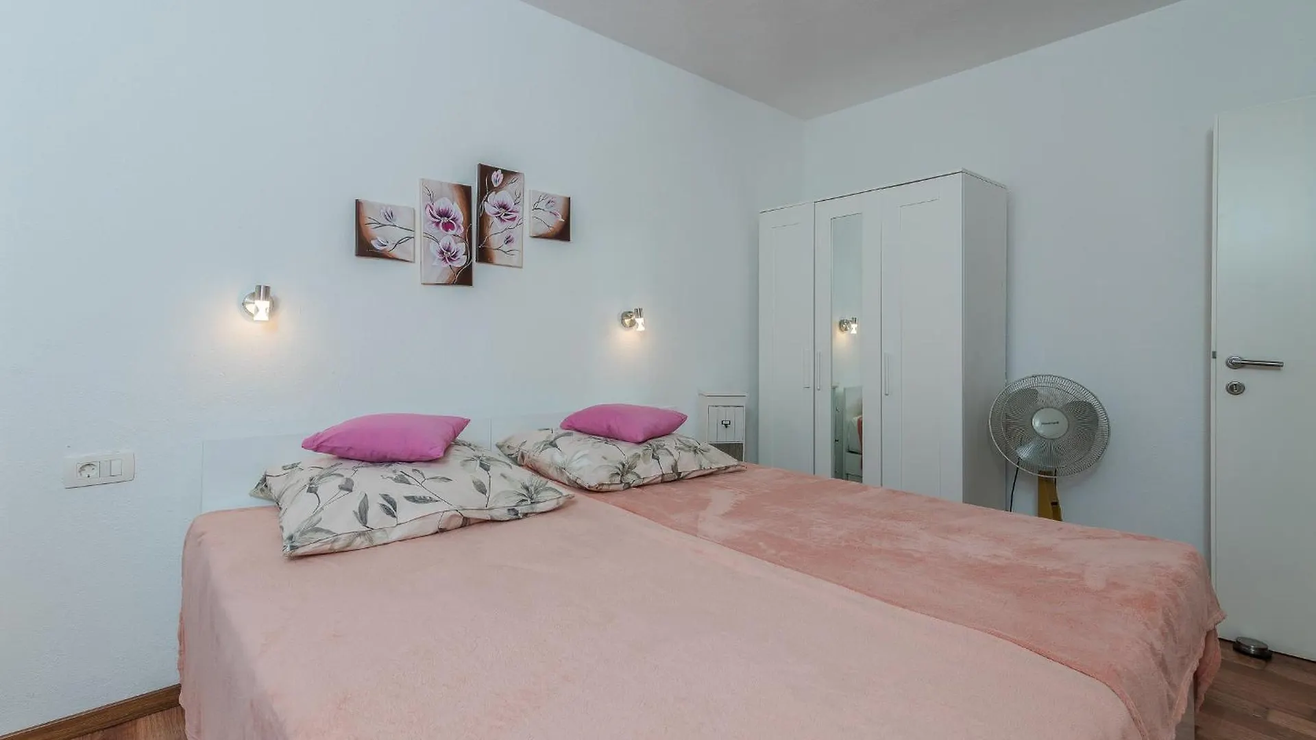 Apartments Ana Zupanje