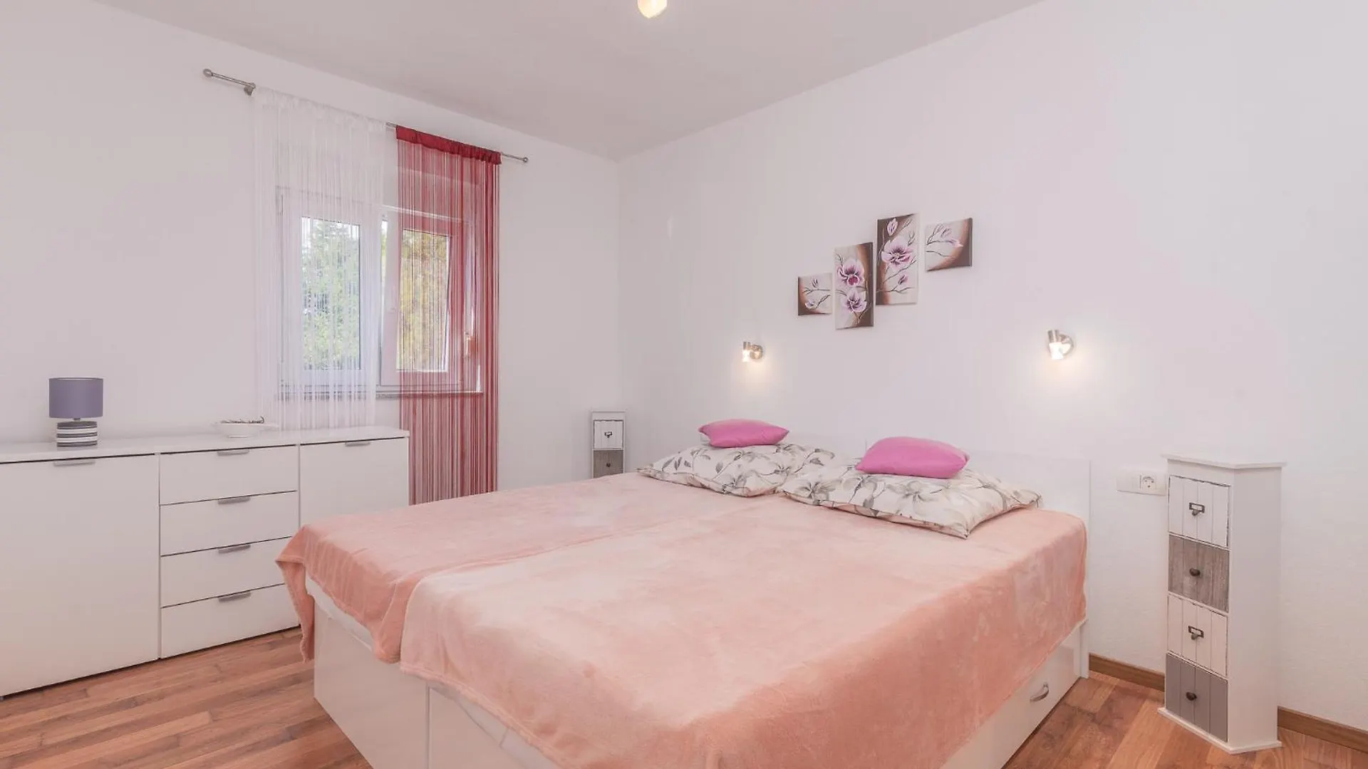 Apartments Ana Zupanje