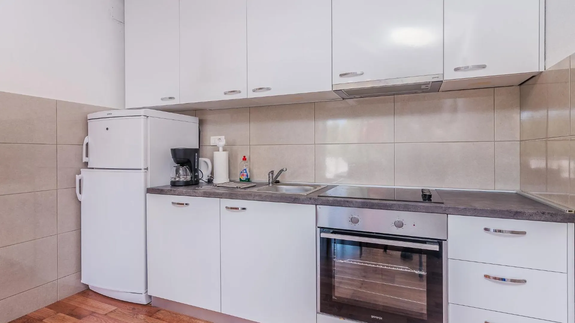 Apartments Ana Zupanje